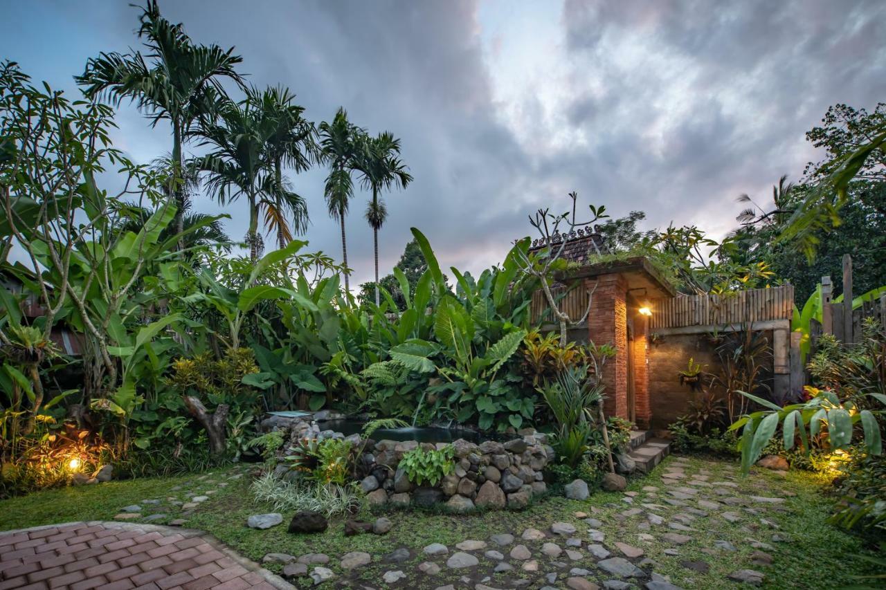 Roumantic Villa Bunutan Ubud  Exterior photo